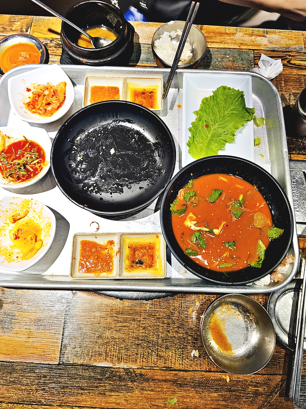 다 먹고 난 식탁