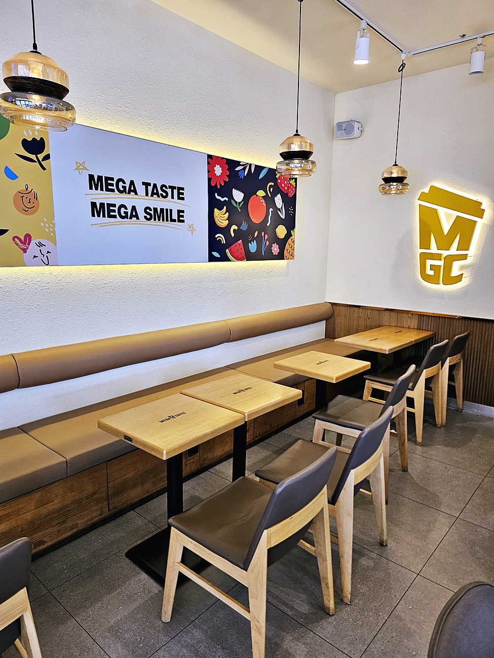 시즌 메뉴 포스터